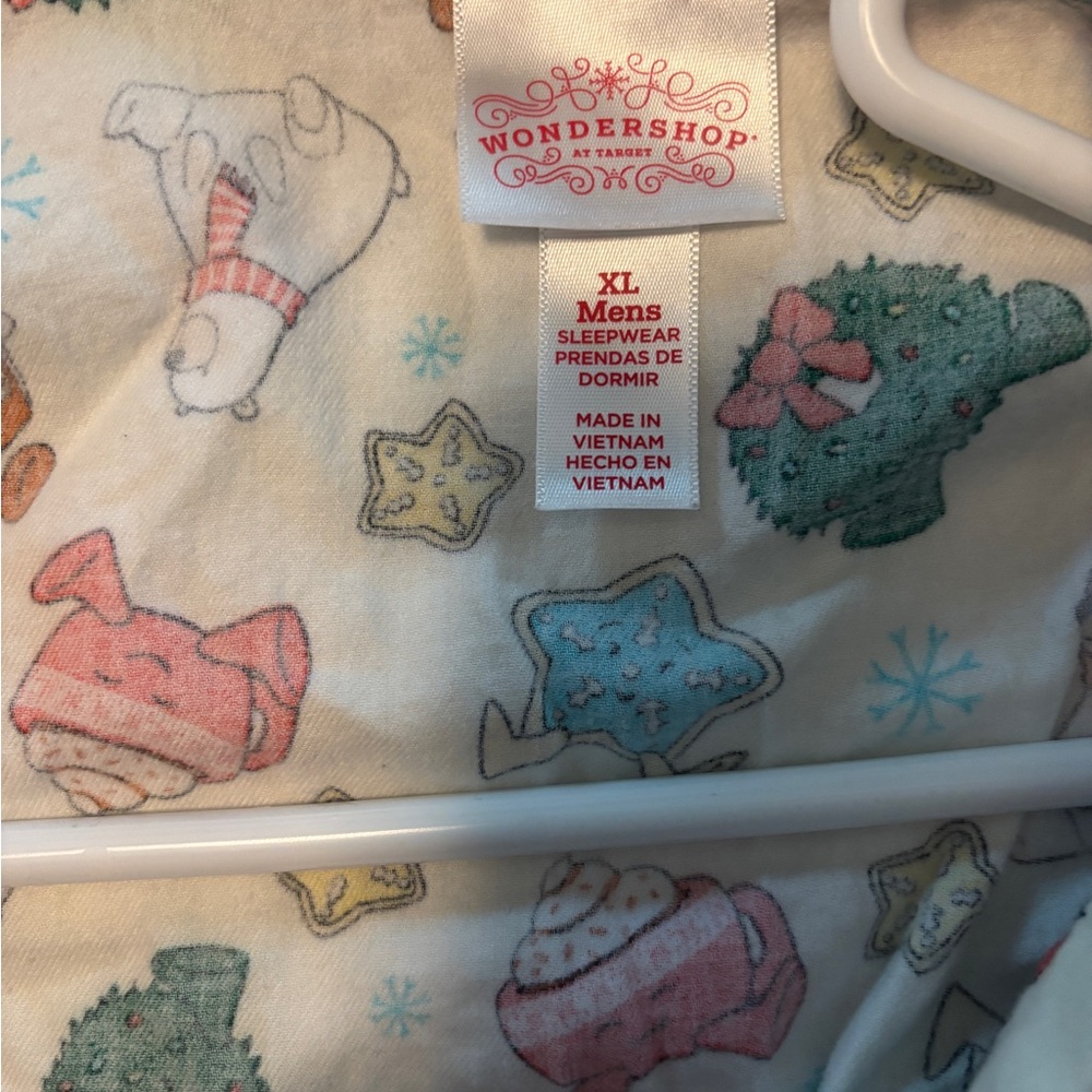 Men’s Matching Family Christmas Holiday Pajamas - Picture 4 of 5